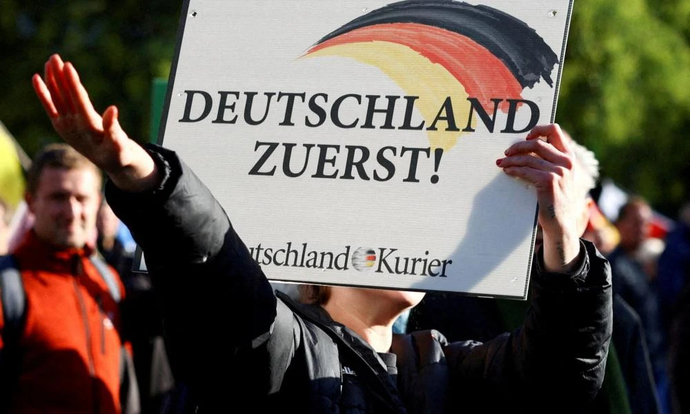 Γερμανία: Ακροδεξιοί επιτέθηκαν σε βουλευτή των Πρασίνων